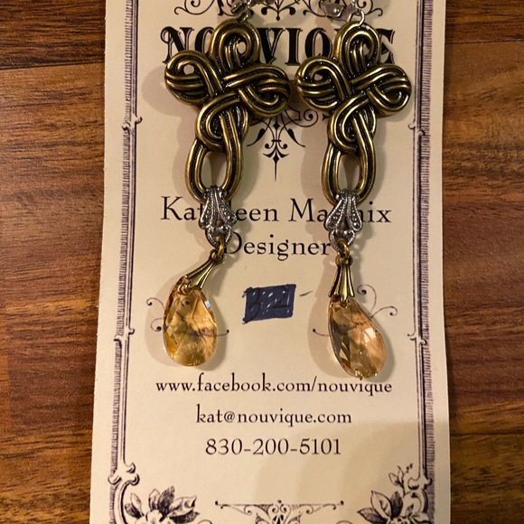 Designer earrings - Picture 4 of 4